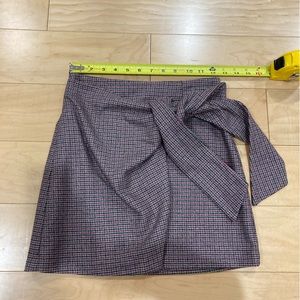 Aritzia tie front skirt size 0